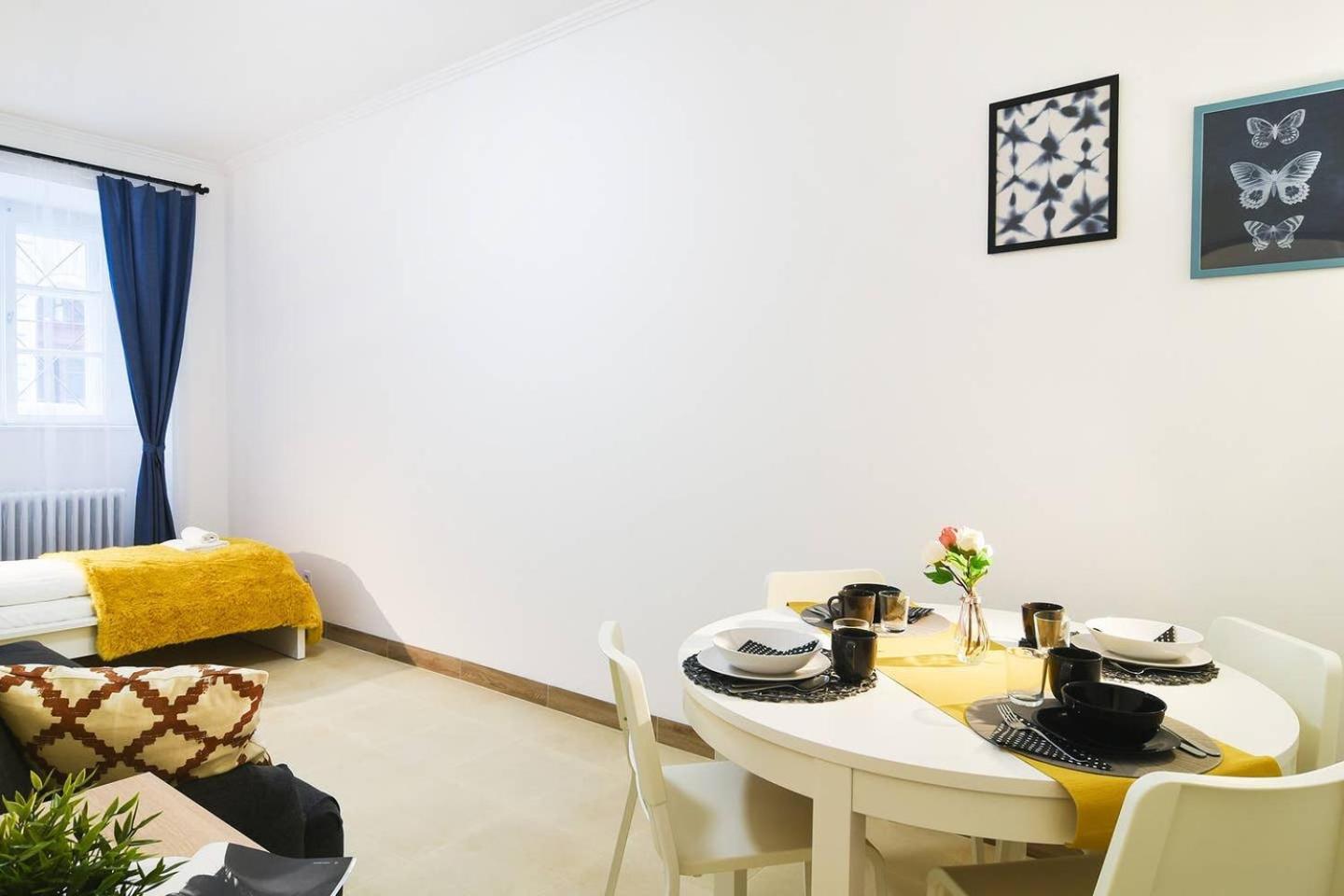 בודפשט Very Central Apartment Close To Basilica מראה חיצוני תמונה